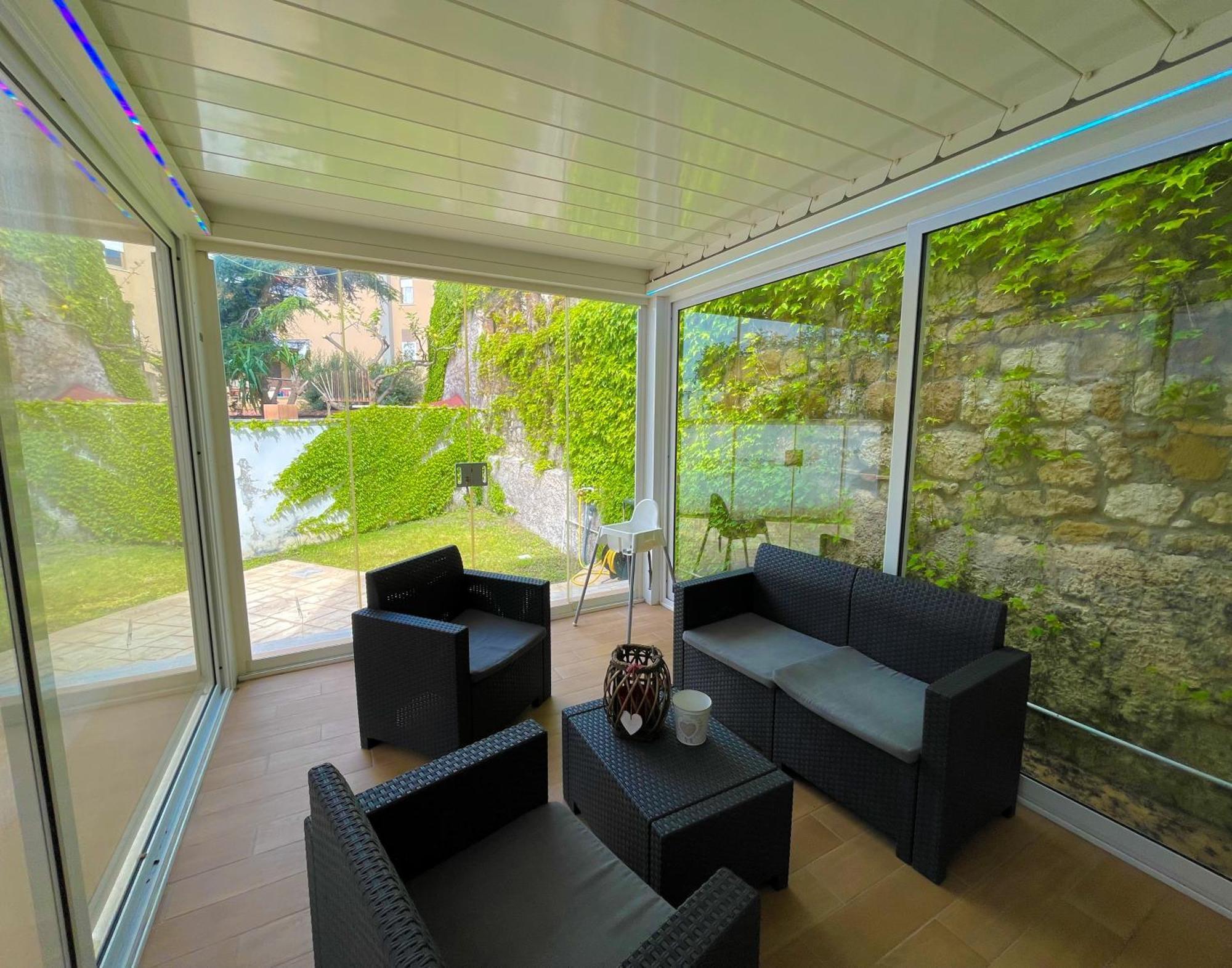The Shabby House - Charming Seaside Retreat In Central Anzio, Steps From Beach And Train Station Extérieur photo
